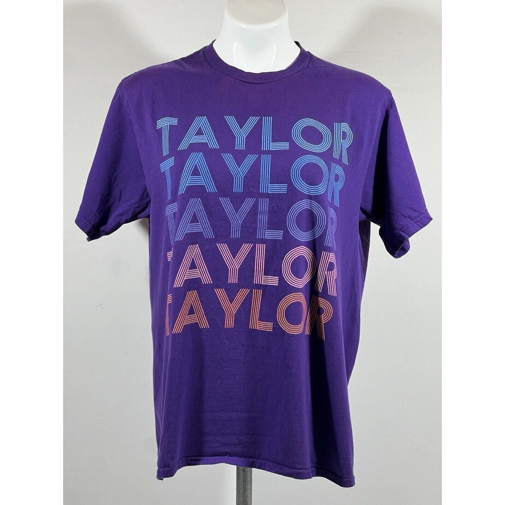 Taylor Swift Graphic Tee Womens Medium Pop Music Fan Streetwear Y2K Style